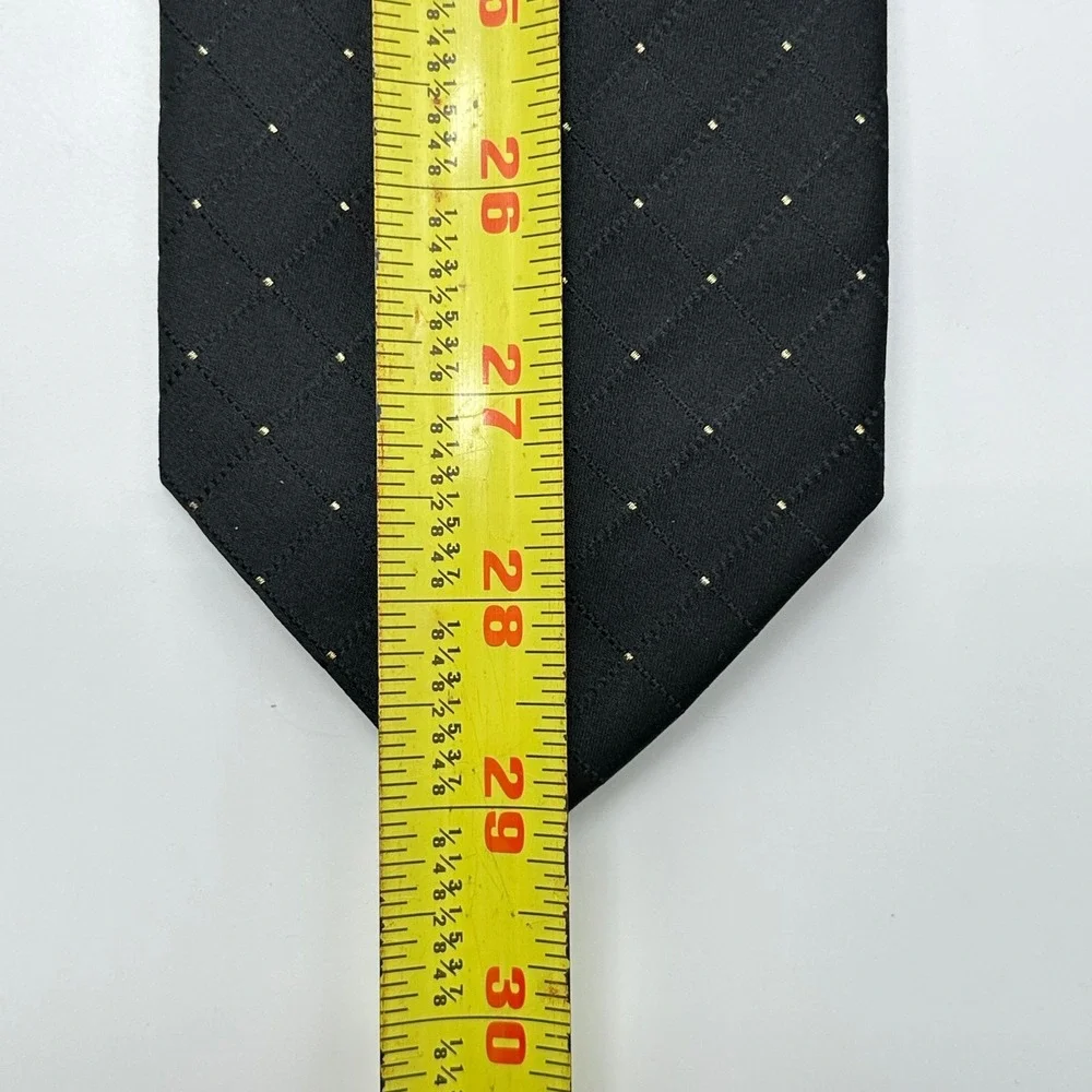 Donald J. Trump Signature Collection Black Gold Lurex Silk Blend Necktie 3.25
